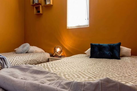 Mika, 2bdr Fitzroy Pad With Secure Parking - Tweed Heads Accommodation 6