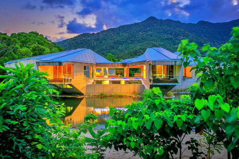 Alkira Award Winning Luxury Holiday Home - Tweed Heads Accommodation 2