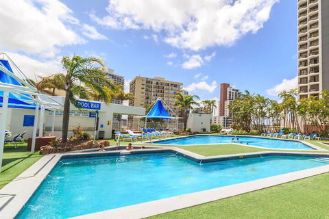 L5 Surfers Paradise Apartment - Tweed Heads Accommodation 3