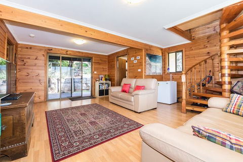 31 Elizabeth Crescent - Tweed Heads Accommodation 4