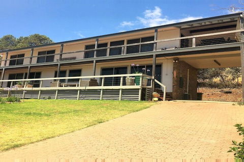 North Views Galore 3 Gulf Close - Tweed Heads Accommodation 1