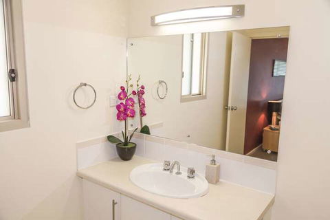 Salt 37 Oceanview Drive - Tweed Heads Accommodation 5