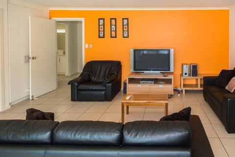 Salt 37 Oceanview Drive - Tweed Heads Accommodation 6