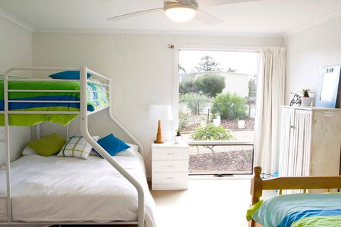 Stones Throw 26 River View Drive - Tweed Heads Accommodation 5
