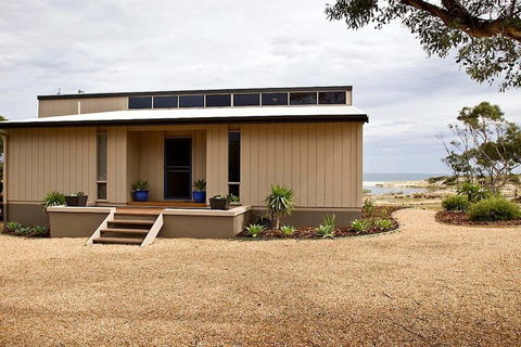 Stones Throw 26 River View Drive - Tweed Heads Accommodation 1