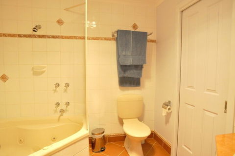THE Sails 8 Linen Included Central Location - Tweed Heads Accommodation 6