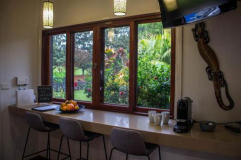 Colorado Beauty Nestled In The Heart Of Bonville - Tweed Heads Accommodation 5