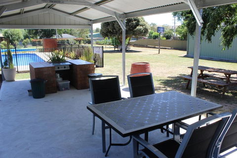 Alexandra Motor Inn Victoria Aus - Tweed Heads Accommodation 3