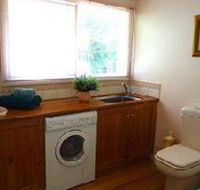 Australian Home Away at Eltham Venn Cottage - Tweed Heads Accommodation