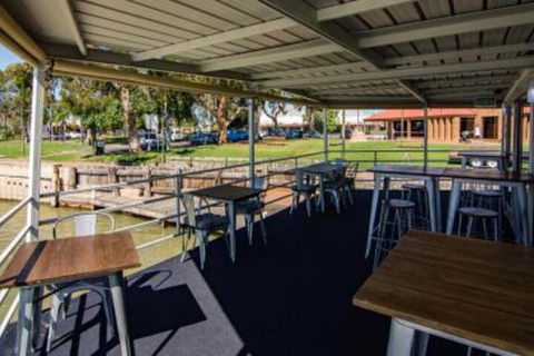 Murray River Queen - Tweed Heads Accommodation 5