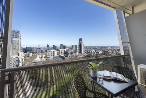 Oaks Melbourne On William Suites - Tweed Heads Accommodation 6
