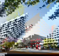 H on Smith Hotel - Tweed Heads Accommodation