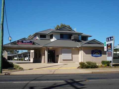 Oakey Motor Inn - Tweed Heads Accommodation 4