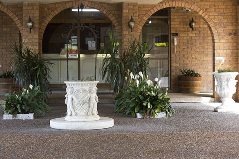 Cumberland Motor Inn - Tweed Heads Accommodation 0