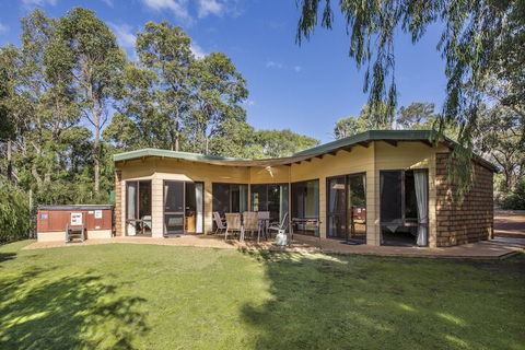 Yelverton Brook Conservation Sanctuary - Tweed Heads Accommodation 5