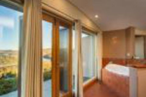 Eagle View Escape - Tweed Heads Accommodation 0