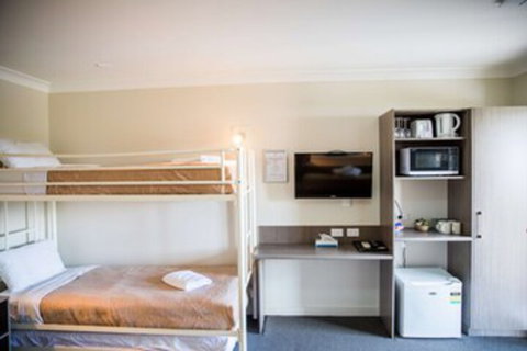 Lilac City Motor Inn & Steakhouse - Tweed Heads Accommodation 0