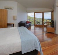 Chriss Beacon Point Restaurant  Villas - Tweed Heads Accommodation