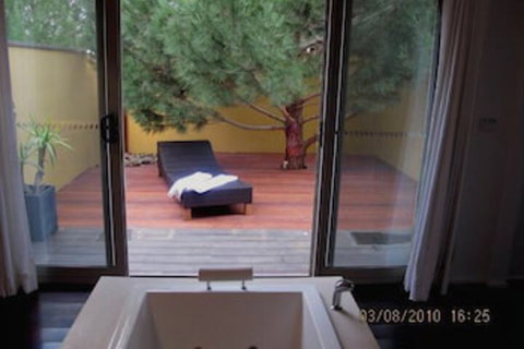 Blue Cliffs Retreat - Tweed Heads Accommodation 6