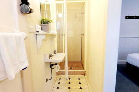 Point Lonsdale Guest House - Tweed Heads Accommodation 6