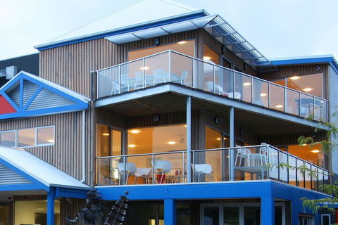 The Island Accommodation - Hostel - Tweed Heads Accommodation 1