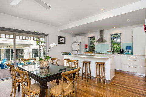 Aaman & Cinta Luxury Villas - Tweed Heads Accommodation 4