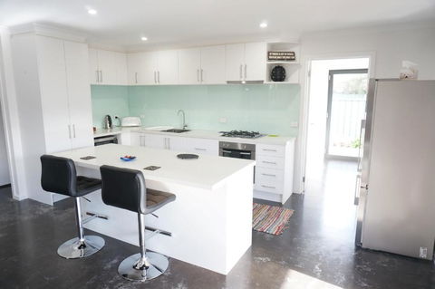 Bens Place Modern & Convenient - Tweed Heads Accommodation 3