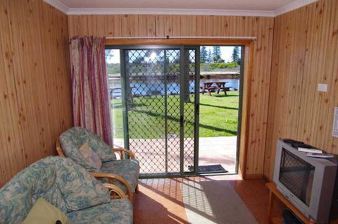 Beachfront 5 25 Willow Street - Tweed Heads Accommodation 1