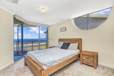 Sail Away - Tweed Heads Accommodation 2