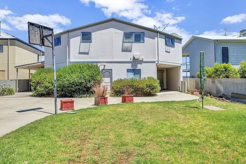 Sail Away - Tweed Heads Accommodation 0