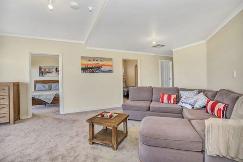 Sail Away - Tweed Heads Accommodation 5