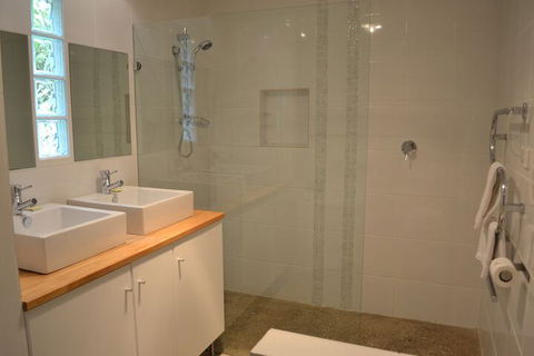Tin House At Tanunda - Tweed Heads Accommodation 4