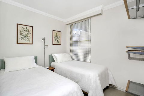 Sunny & Spacious Two Bdr Apt SPF13 - Tweed Heads Accommodation 3