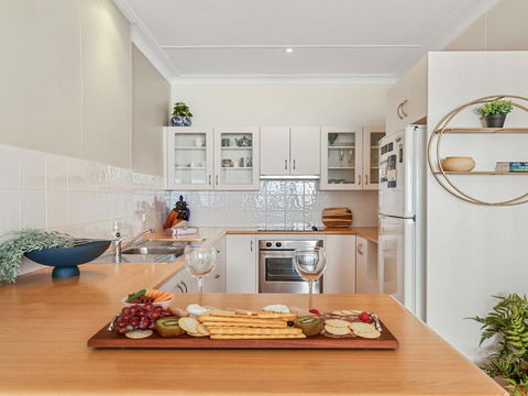 Ocean Blue Apartment Two Oceanfront Apartment - Tweed Heads Accommodation 1