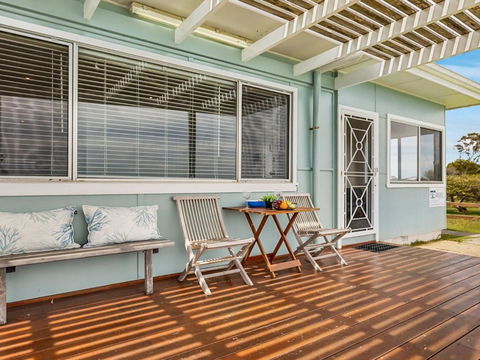 Ocean Blue Apartment Two Oceanfront Apartment - Tweed Heads Accommodation 4