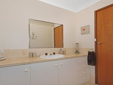 The Heights Home Style Comforts - Tweed Heads Accommodation 4