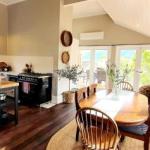 Galway - Tweed Heads Accommodation 0