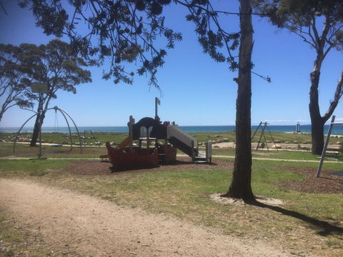 At HOME On HOLMES - Tweed Heads Accommodation 2