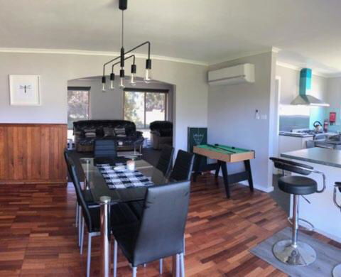 At HOME On HOLMES - Tweed Heads Accommodation 5