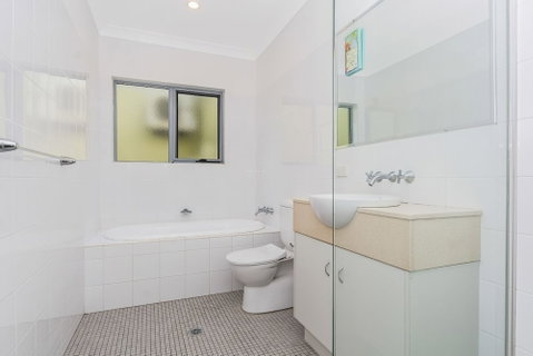 Angourie Blue Unit 2 - Tweed Heads Accommodation 6