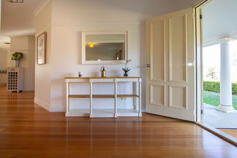 Bellfield House Mudgee - Tweed Heads Accommodation 2