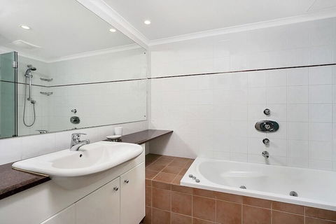 HAMP1 Bright Apartment In Cremorne - Tweed Heads Accommodation 3