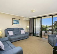 HAMP1 Bright Apartment in Cremorne - Tweed Heads Accommodation