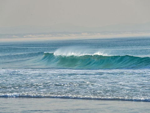 Enjoy The Soothing Sea Breeze - Tweed Heads Accommodation 6