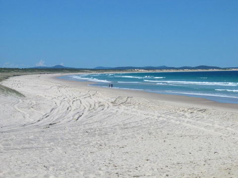 Enjoy The Soothing Sea Breeze - Tweed Heads Accommodation 1