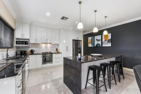 Accommodation On Lansell 2 - Tweed Heads Accommodation 2