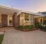 Woorim Secluded Palms Cottage - Tweed Heads Accommodation