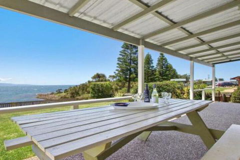 Amazing Aspects Perched Above Tilbury Cove - Tweed Heads Accommodation 3