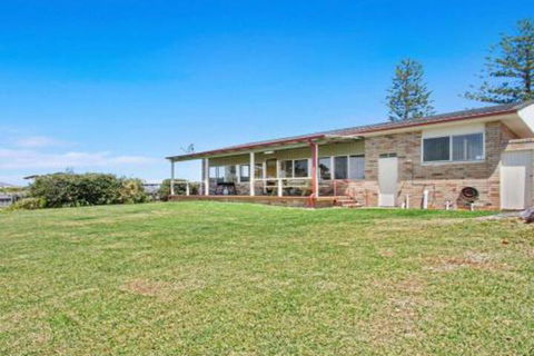 Amazing Aspects Perched Above Tilbury Cove - Tweed Heads Accommodation 7