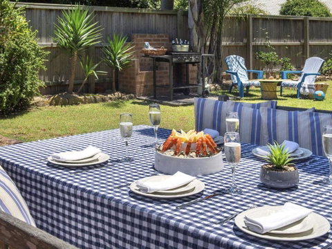 Beach House On Jones Beach Kiama Accommodation - Tweed Heads Accommodation 3